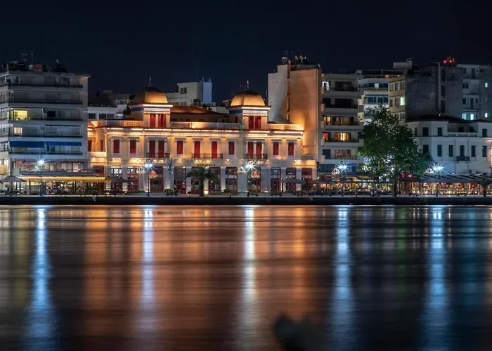 Aonia Luxurious Modern Boutique