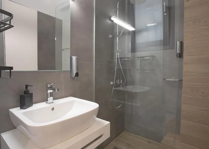 Aonia Luxurious Modern Boutique * Chalkida