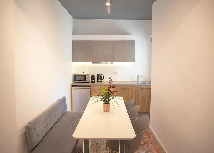 Aonia Luxurious Modern Boutique Apartment