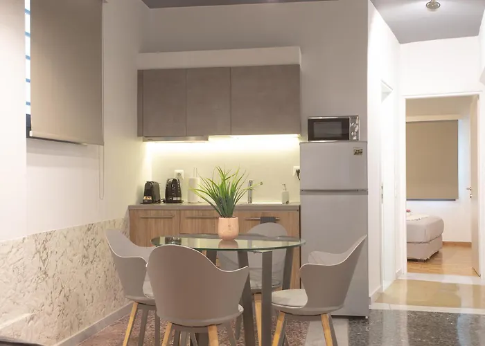 Aonia Luxurious Modern Boutique