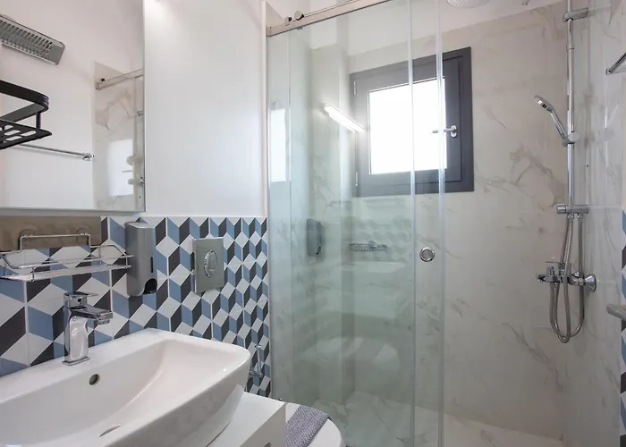 Aonia Luxurious Modern Boutique *