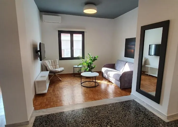 Aonia Luxurious Modern Boutique